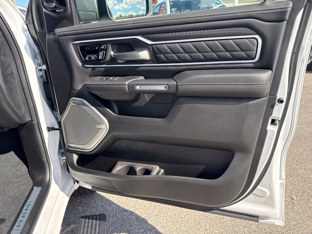 New 2027 RAM 1500 Tungsten w/ Trailer Tow Group AWD/4WD image 32