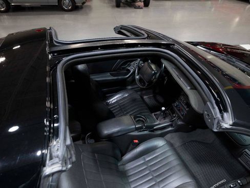 Used 2002 Chevrolet Camaro Z28 w/ Preferred Equipment Group 2 image 30