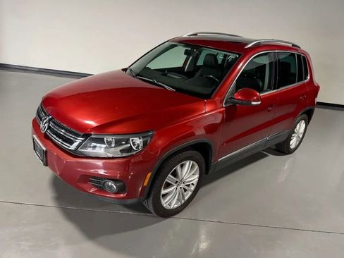 Used 2013 Volkswagen Tiguan SEL AWD/4WD image 38