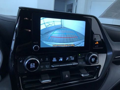 Certified 2025 Toyota Highlander XSE AWD/4WD image 27