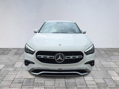 Certified 2025 Mercedes-Benz GLA 250 4MATIC image 2