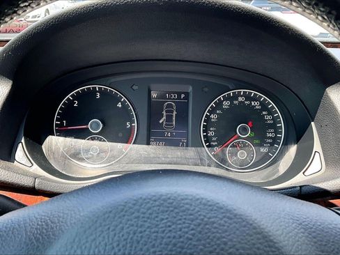 Used 2013 Volkswagen Passat TDI SEL Premium FWD image 20