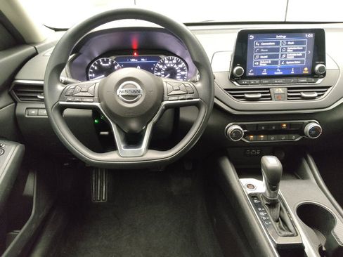 Used 2020 Nissan Altima 2.5 S FWD image 22