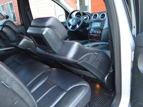 Used 2008 Mercedes-Benz GL 550 4MATIC image 54