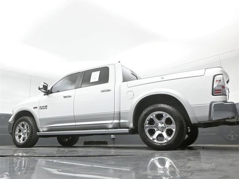 Used 2014 RAM 1500 Laramie w/ Convenience Group AWD/4WD image 37