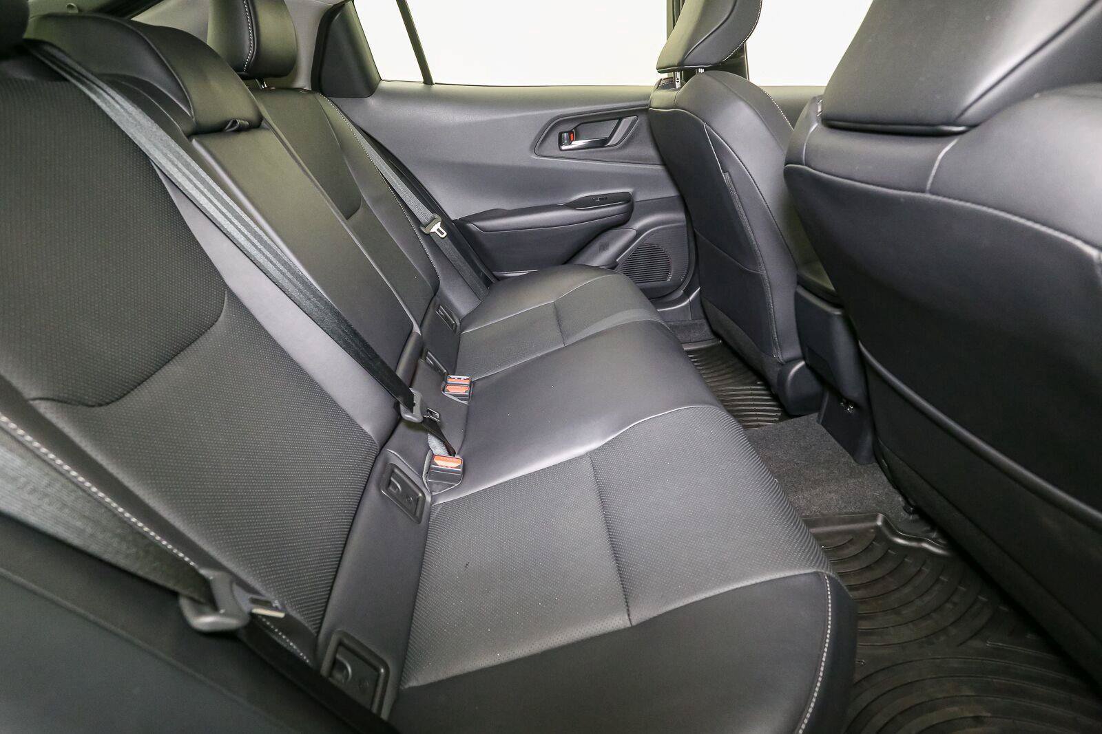Used 2023 Toyota Prius Limited AWD/4WD image 21