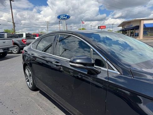 Used 2020 Ford Fusion Titanium AWD/4WD image 8