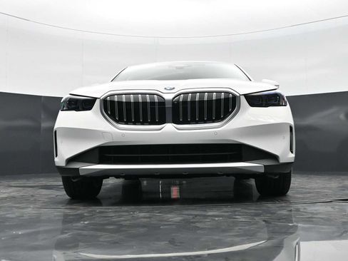 New 2026 BMW 530i w/ Convenience Package RWD image 23