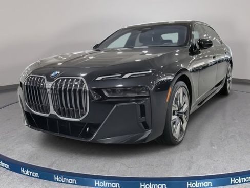 Certified 2023 BMW 760i xDrive w/ Parking Assistance Package image 2