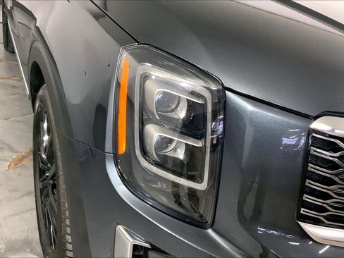 Used 2021 Kia Telluride SX w/ SX Prestige Package image 27