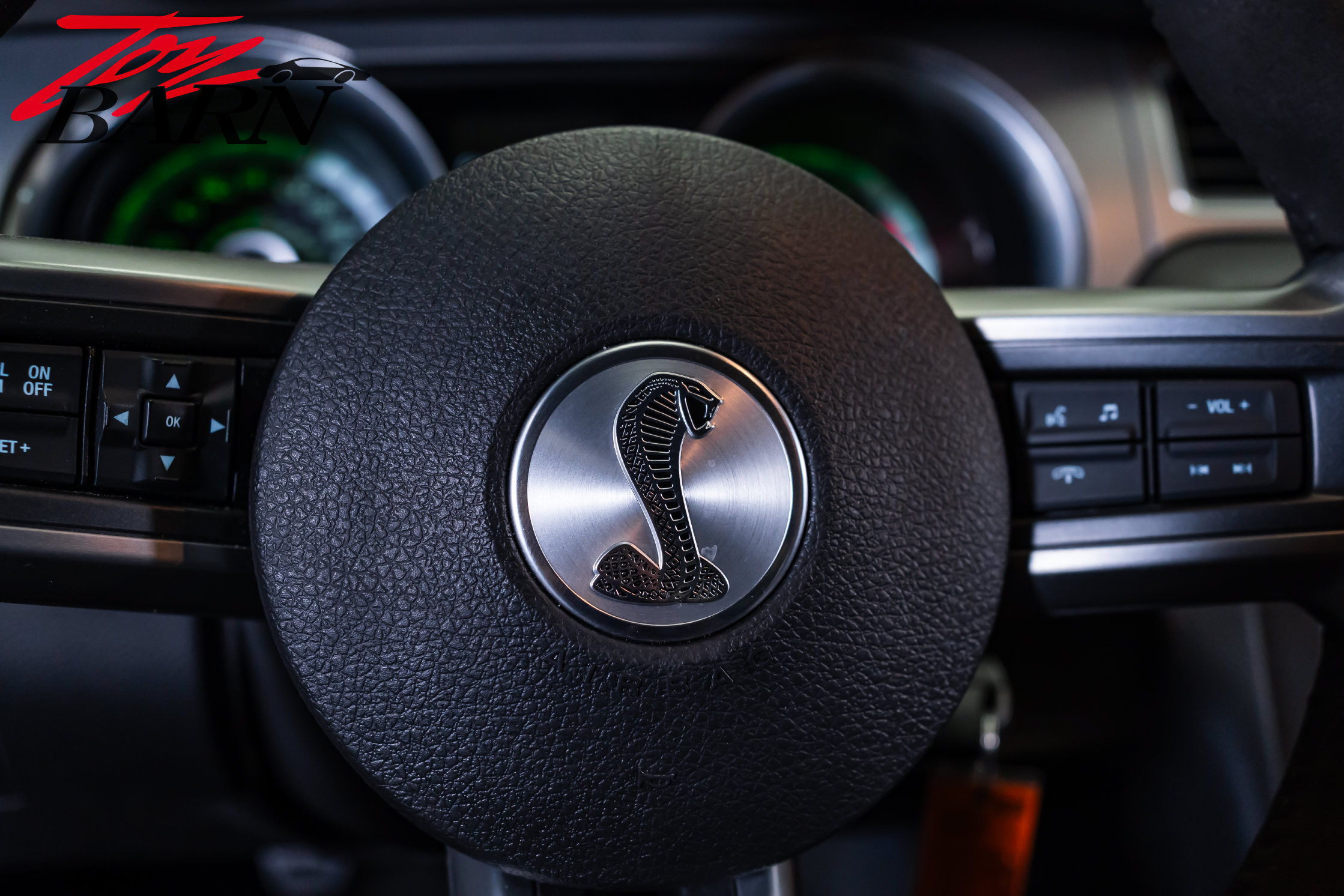Used 2013 Ford Mustang Shelby GT500 RWD image 27