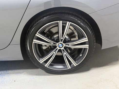 Used 2023 BMW 330i xDrive Sedan w/ Premium Package AWD/4WD image 29