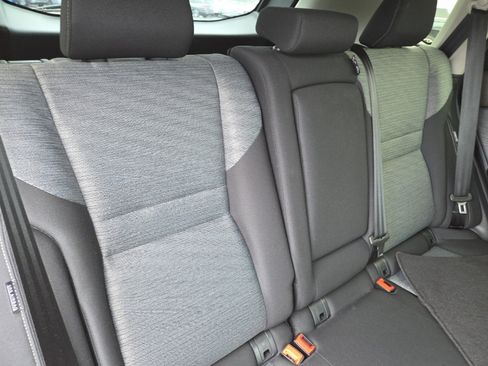 Used 2023 Nissan Rogue SV FWD image 19