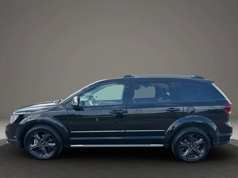 Used 2020 Dodge Journey Crossroad w/ Popular Equipment Group FWD image 5
