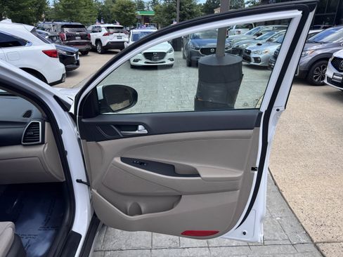 Used 2019 Hyundai Tucson SEL AWD/4WD image 25