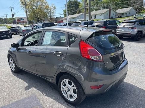 Used 2016 Ford Fiesta SE w/ Cold Weather Package FWD image 3
