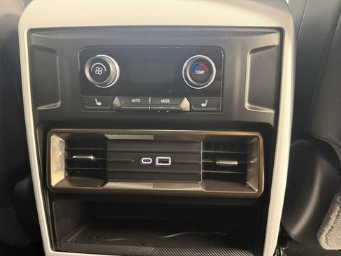 Used 2025 GMC Hummer EV 3X w/ LPO, Sport Package AWD/4WD image 14