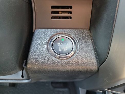 Used 2016 Ford F150 Platinum w/ Equipment Group 701A Luxury RWD image 26