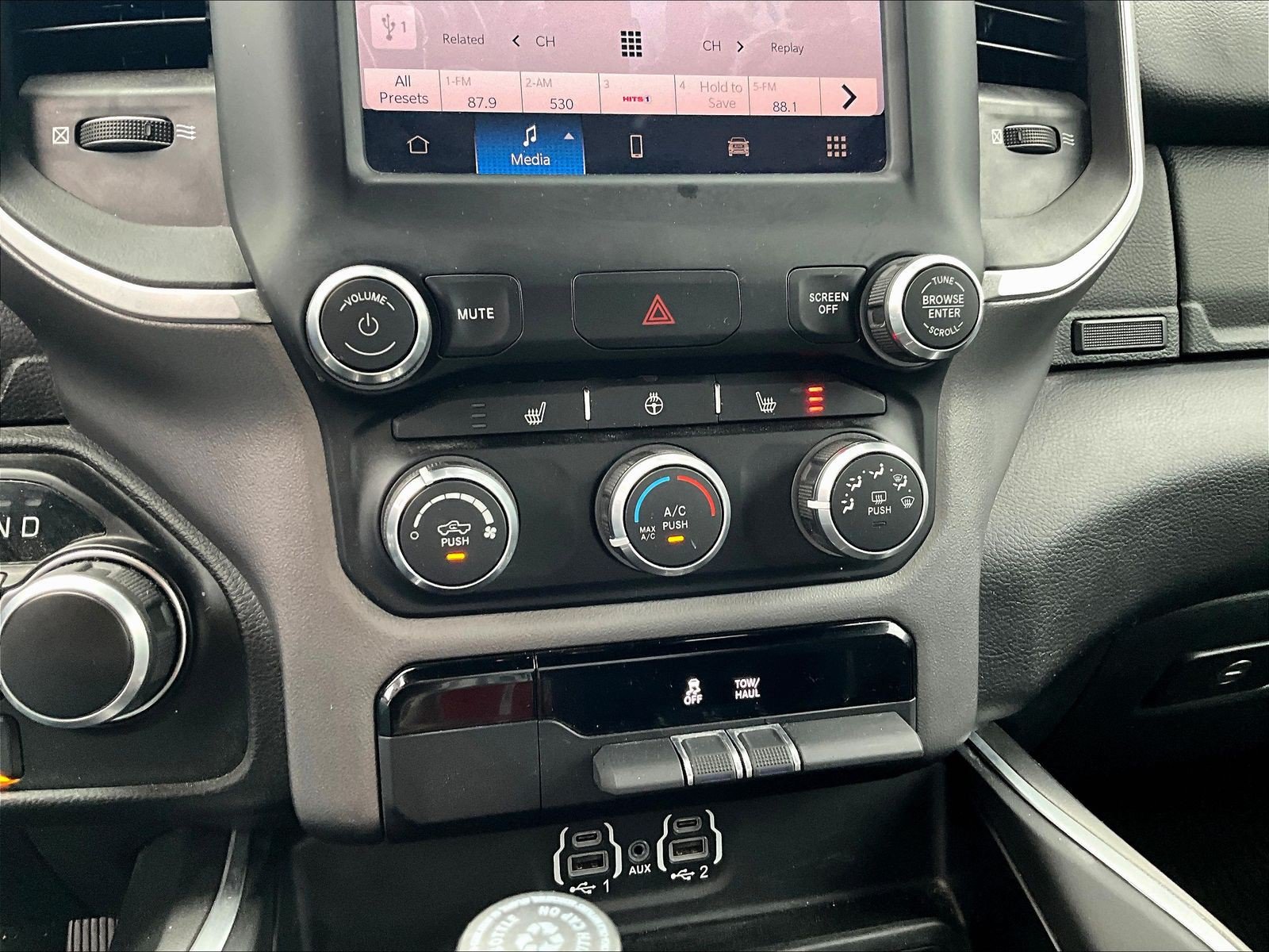 Used 2023 RAM 1500 Big Horn AWD/4WD image 16