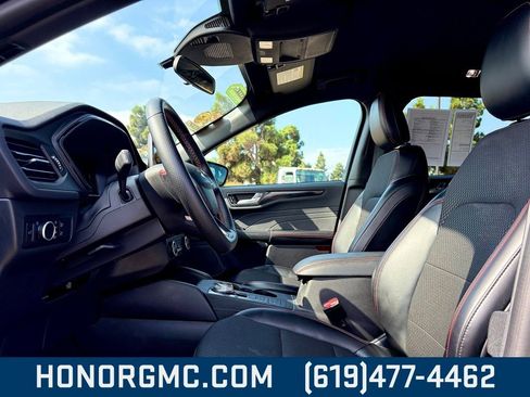 Used 2024 Ford Escape ST-Line image 11