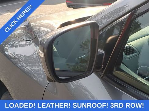 Used 2019 Nissan Pathfinder Platinum w/ Cargo Package image 14