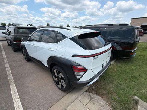 New 2026 Hyundai Kona Limited FWD image 3