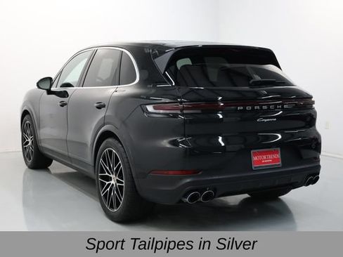 Used 2026 Porsche Cayenne AWD/4WD image 46