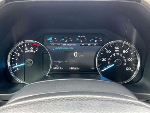 Used 2018 Ford F150 Lariat w/ Equipment Group 502A Luxury image 19