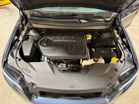 Certified 2020 Jeep Cherokee Limited AWD/4WD image 28