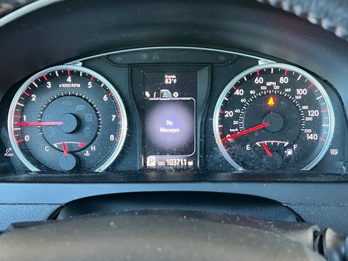 Used 2016 Toyota Camry SE image 28