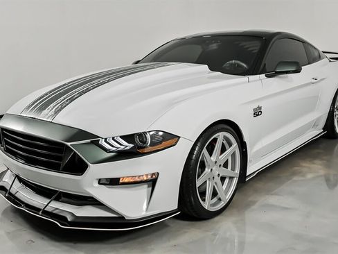 Used 2019 Ford Mustang GT Premium w/ Equipment Group 401A RWD image 6