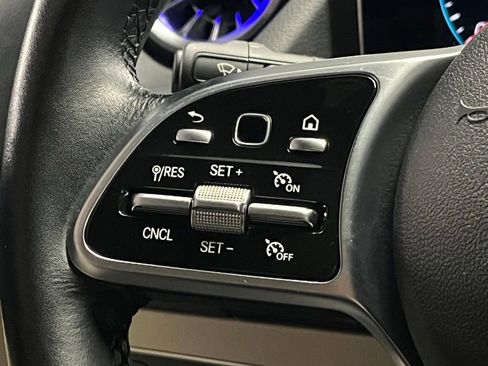 Used 2021 Mercedes-Benz GLA 250 image 23