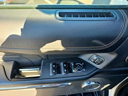Used 2023 Ford Expedition Platinum image 22