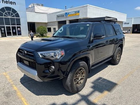 Used 2024 Toyota 4Runner TRD Off-Road Premium AWD/4WD image 1