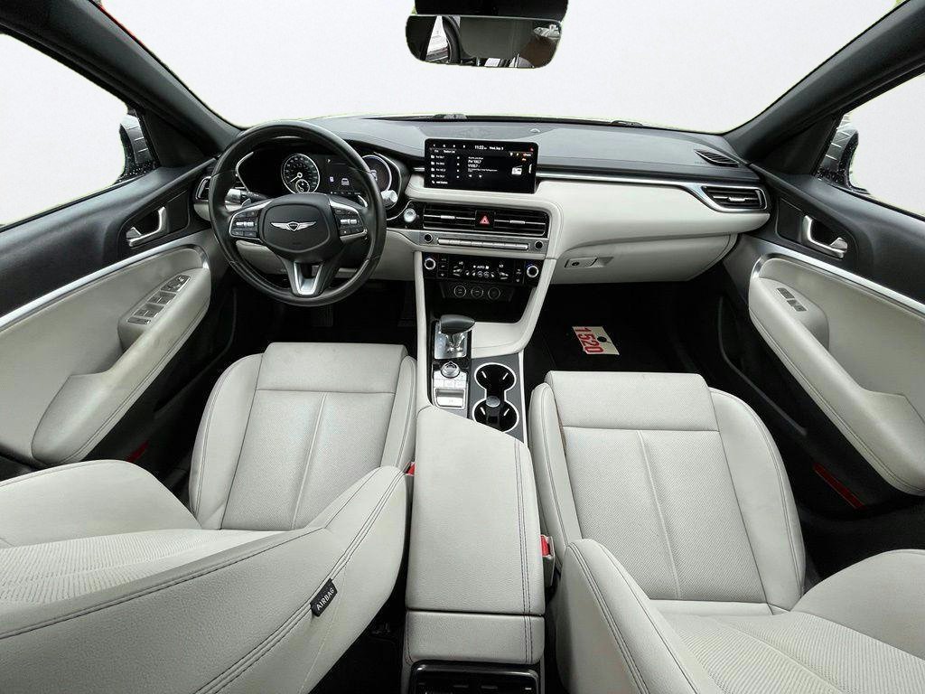 Used 2025 Genesis G70 2.5T AWD/4WD image 11