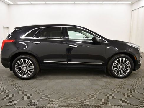 Used 2017 Cadillac XT5 Premium Luxury AWD/4WD image 9