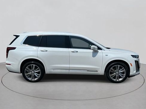 Certified 2024 Cadillac XT6 Premium Luxury w/ Technology Package AWD/4WD image 5
