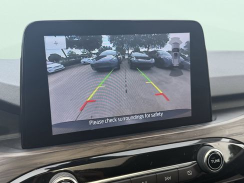 Used 2020 Ford Escape Titanium image 79