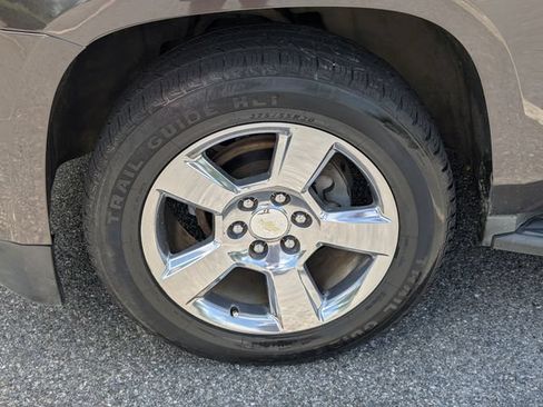 Used 2017 Chevrolet Tahoe LT RWD image 13