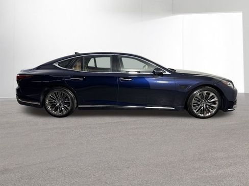 Certified 2023 Lexus LS 500h AWD w/ Luxury Package image 36