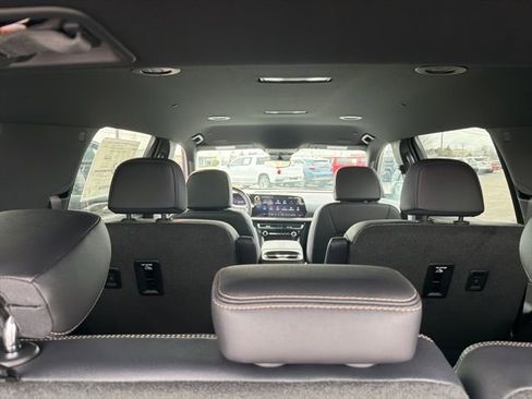 New 2026 Chevrolet Traverse High Country FWD image 35
