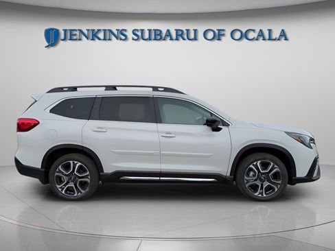 New 2026 Subaru Ascent Limited image 3