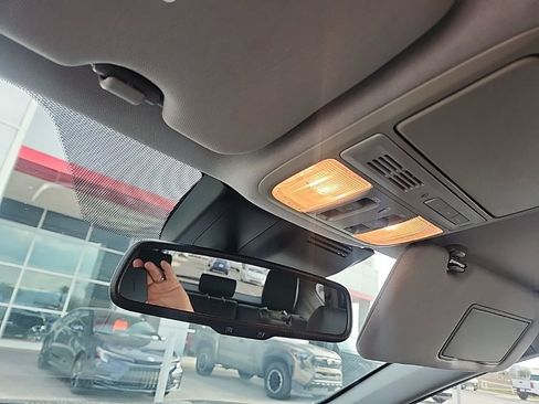 Used 2021 Honda CR-V EX-L image 11