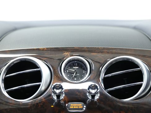 Used 2016 Bentley Flying Spur V8 AWD/4WD image 34