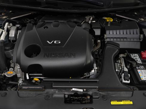 Used 2022 Nissan Maxima SL FWD image 31