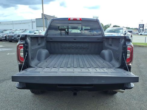 Used 2017 GMC Sierra 1500 Denali AWD/4WD image 28
