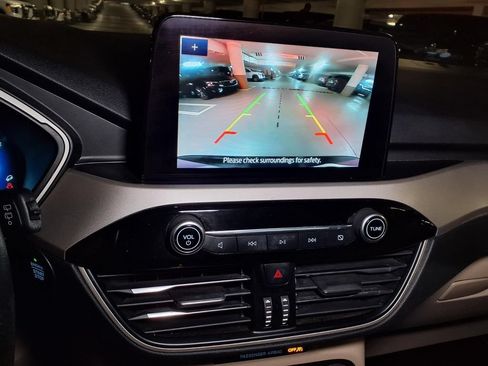 Used 2020 Ford Escape SE Sport FWD image 6