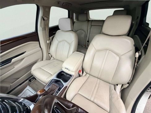 Used 2016 Cadillac SRX Luxury w/ Driver Awareness Package FWD image 17
