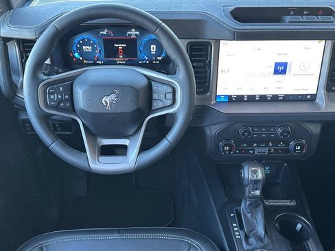 New 2025 Ford Bronco Outer Banks image 11