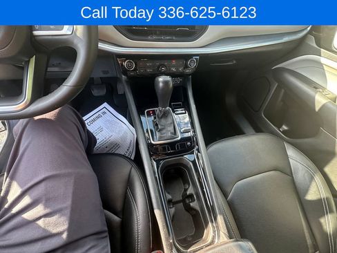 Used 2025 Jeep Compass Limited AWD/4WD image 22